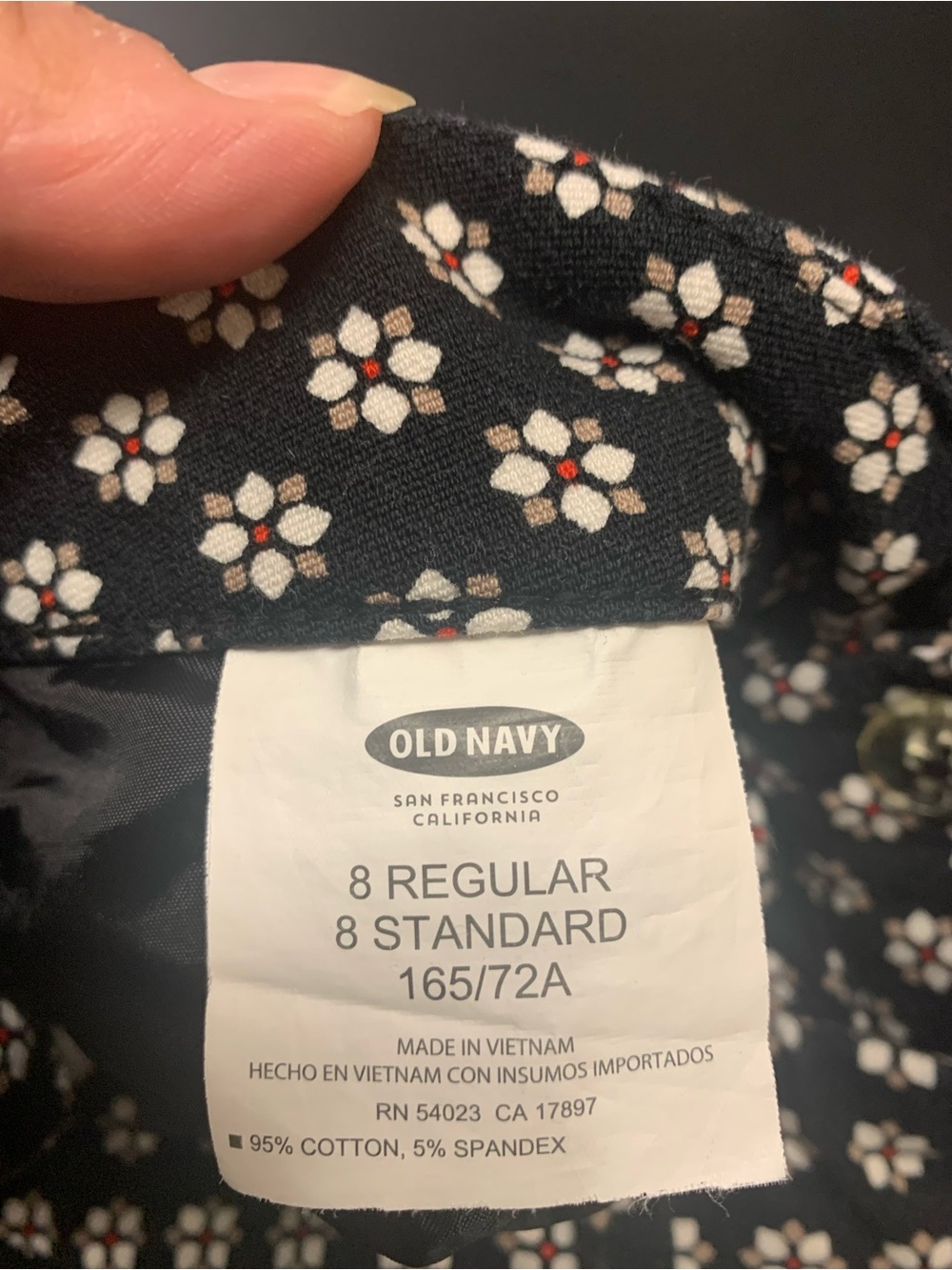 Old Navy Size 8 Black Floral Pixie Pants - Picture 5 of 6